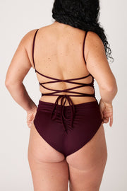 [Jasmine is 5'4.5 and wears size XL]#color_dark-cherry