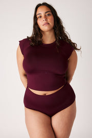 [Isabella is 5'10 and wears size XL]#color_dark-cherry