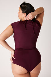 [Isabella is 5'10 and wears size XL]#color_dark-cherry