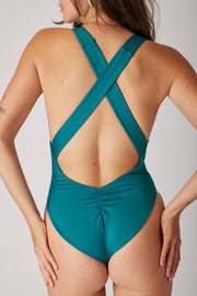 [Coral is 5'10 and wears size S]#color_tidal-teal