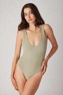[Coral is 5'10 and wears size S]#color_soft-olive-ripple