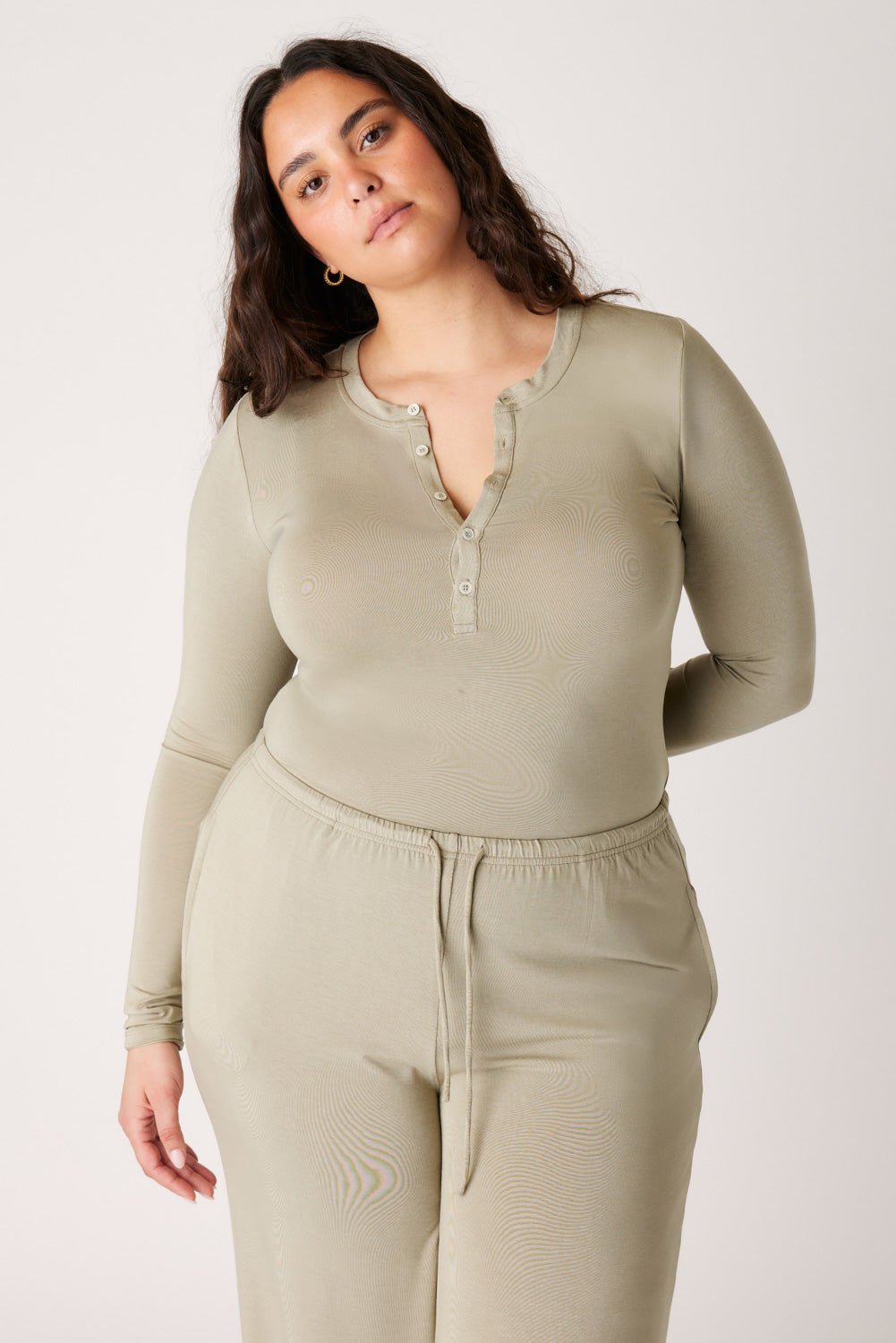 The Cool-Comf Slim Fit Henley - Olive Taupe