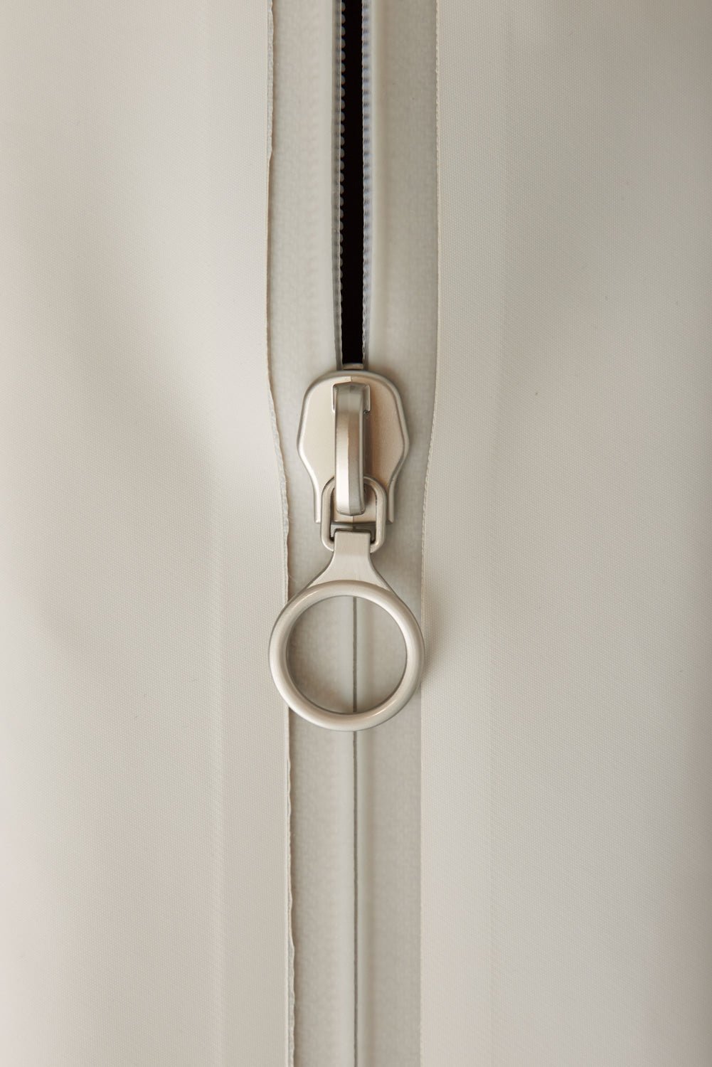The Covae Waterproof Tote - Moonstone