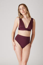 [Meghan is 5'7.5 and wears size S]#color_dark-cherry