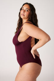 [Isabella is 5'10 and wears size XL]#color_dark-cherry