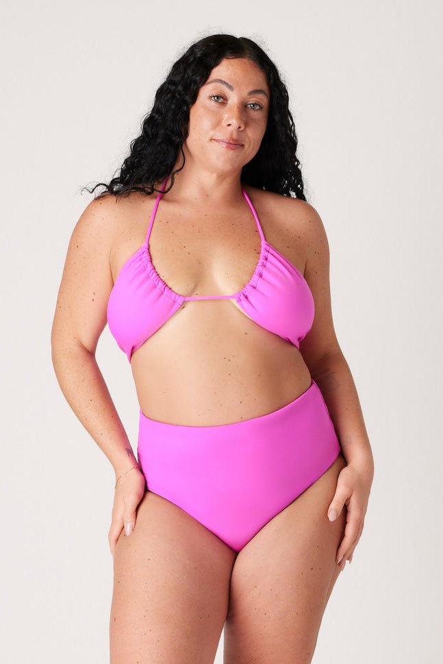 The High-Waisted Scrunch Bottoms - Fuchsia