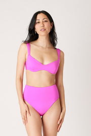 [Lianne is 5'9 and wears size S]#color_fuchsia