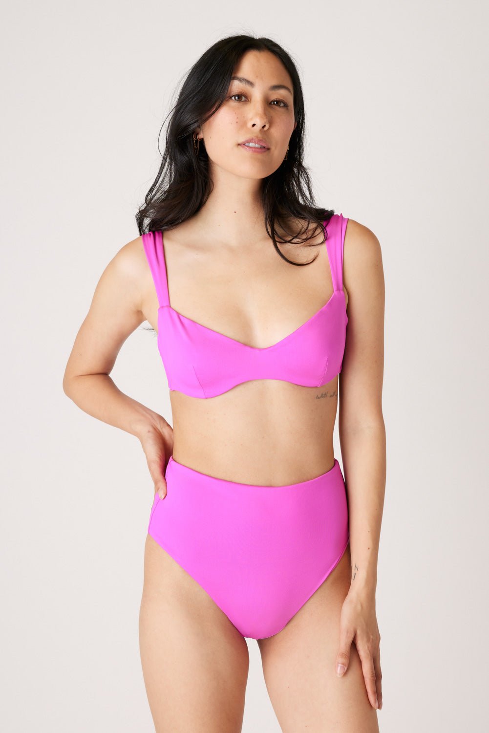 The Sweetheart Underwire Top - Fuchsia