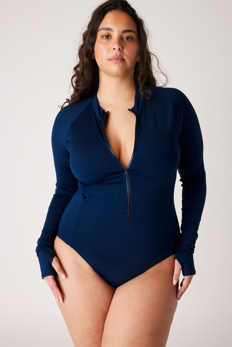 [Isabella is 5'10 and wears size XL]#color_soft-navy