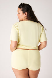 [Isabella is 5'10 and wears size XL]#color_butter-yellow