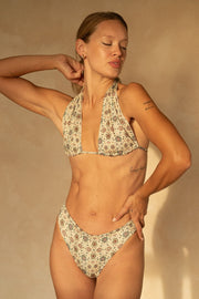 [Danielle is 5'8 and wears size S]#color_sultana