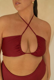 [Christina is 5'6 and wears size XXL]#color_pomegranate