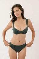 [Coral is 5'10 and wears size S]#color_deep-lagoon
