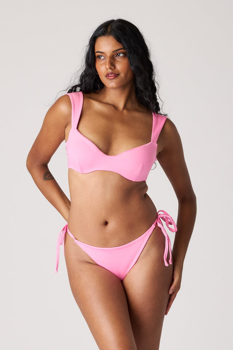 [Danielle is 5’6 and wears size S]#color_bubblegum-pink