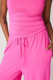 [Danielle is 5’6 and wears size S]#color_magenta