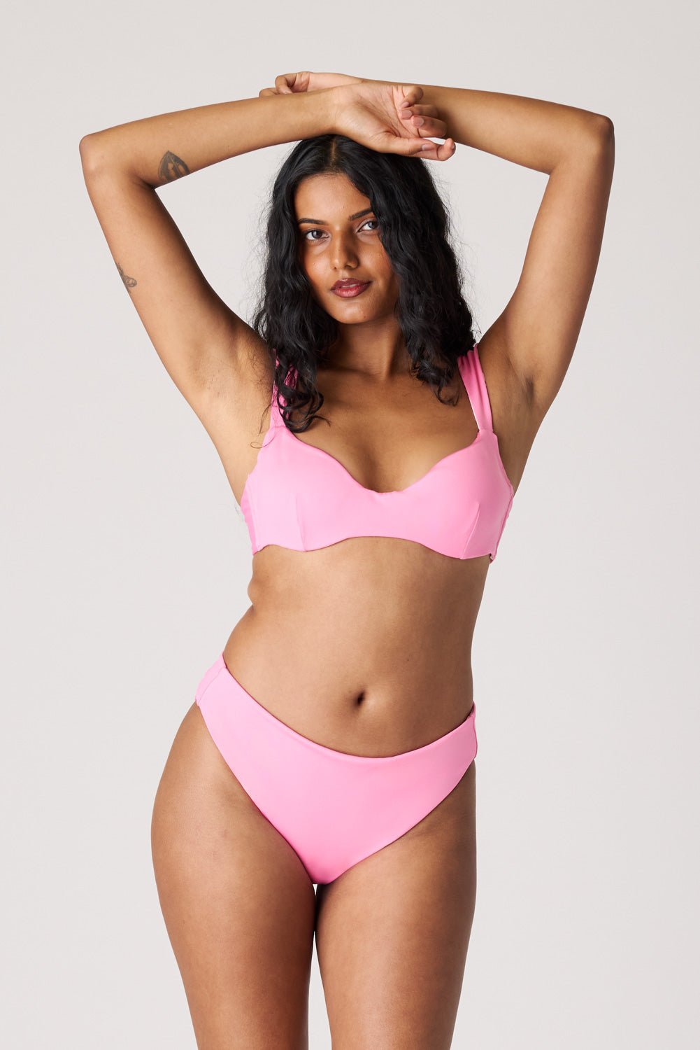 The Sweetheart Underwire Top - Bubblegum Pink