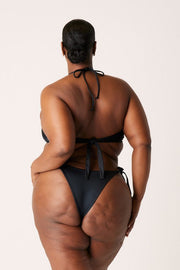 [Rahima is 5’8 and wears size XXL]#color_matte-black