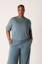 [Rahima is 5’8 and wears size XXL]#color_misty-gray