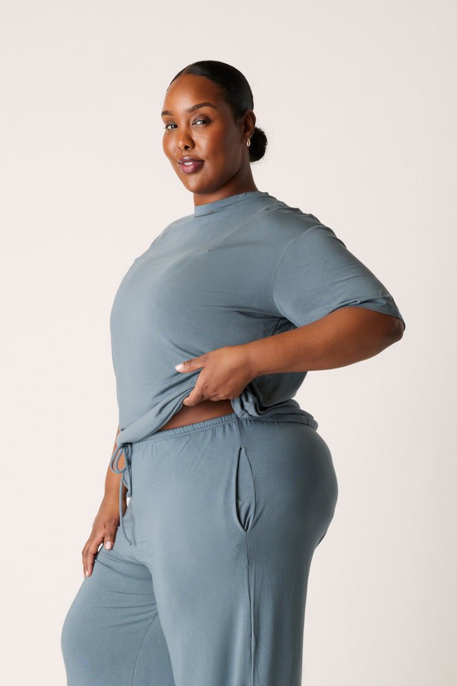 [Rahima is 5’8 and wears size XXL]#color_misty-gray