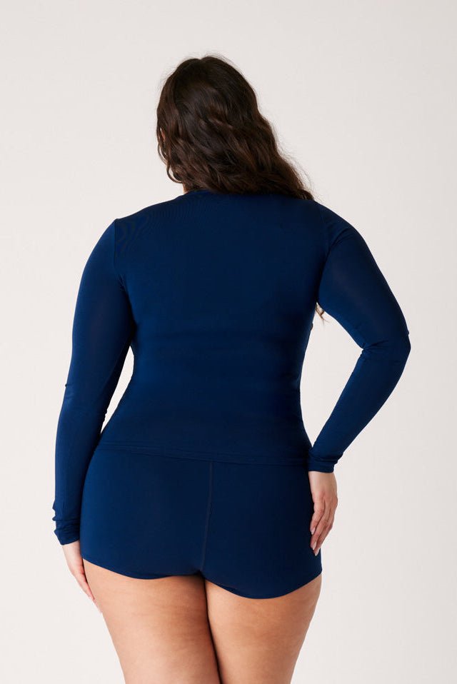 [Isabella is 5'10 and wears size XL]#color_soft-navy