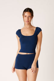 [Celeste is 5'9 and wears size S]#color_soft-navy