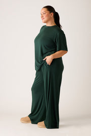 [Christina is 5'6 and wears size XXL]#color_evergreen
