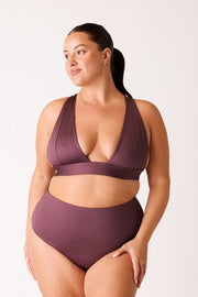 [Christina is 5'6 and wears size XXL]#color_fig