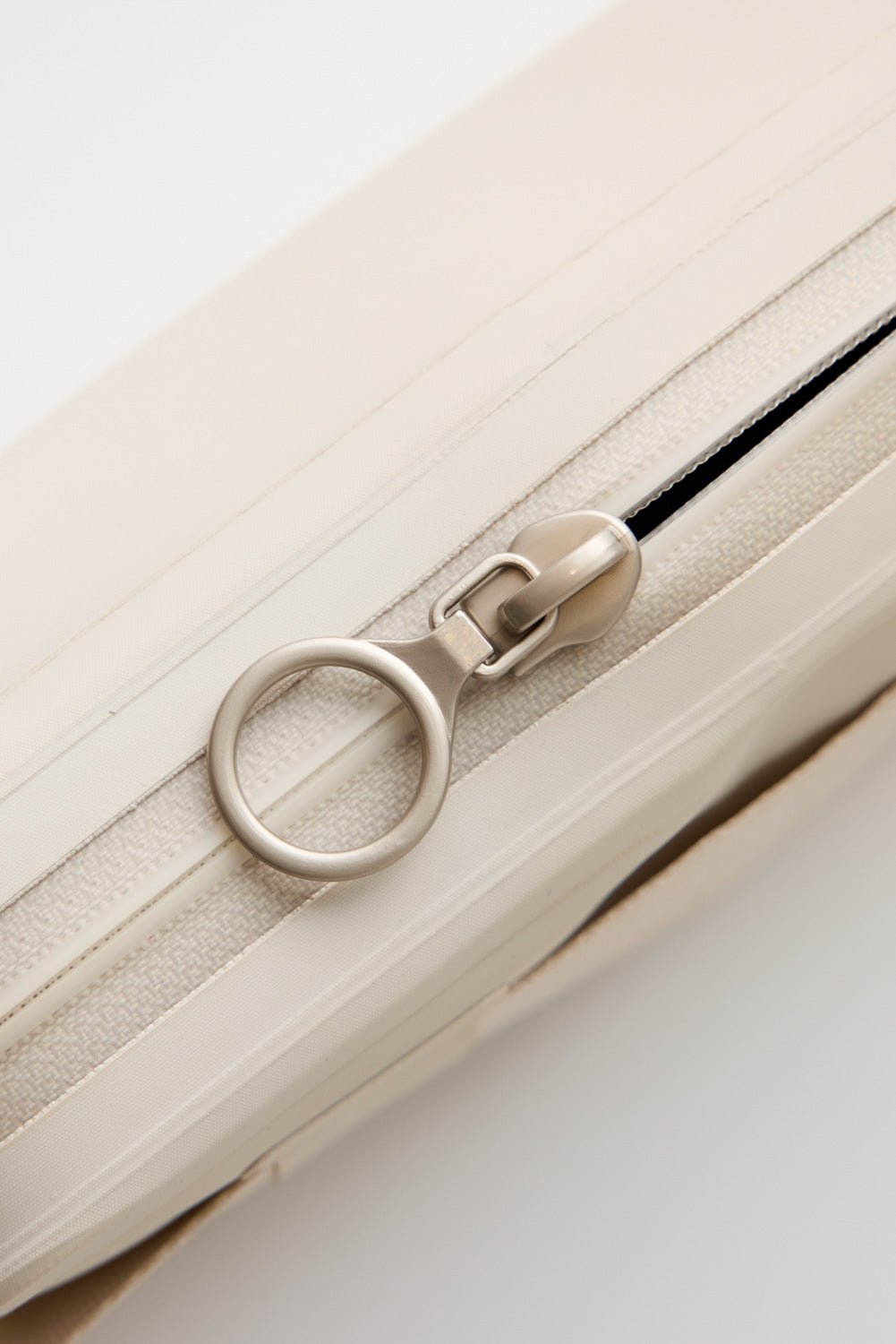 The Orea Waterproof Belt Bag - Moonstone