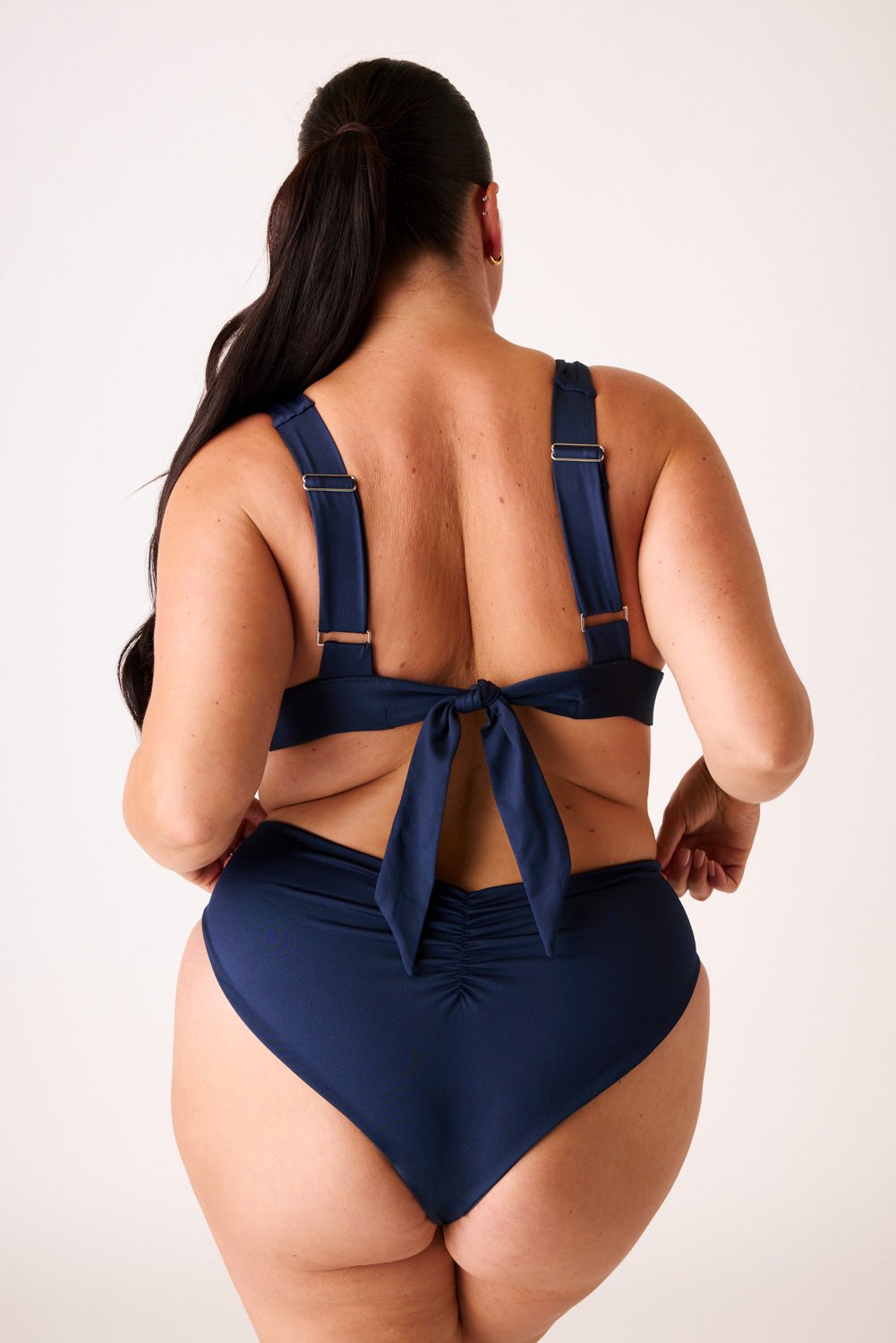 The High-Leg Scrunch Bottom - Soft Navy
