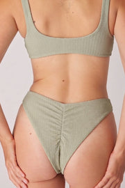 The Sleek Scrunch Bottoms - Soft Olive Ripple